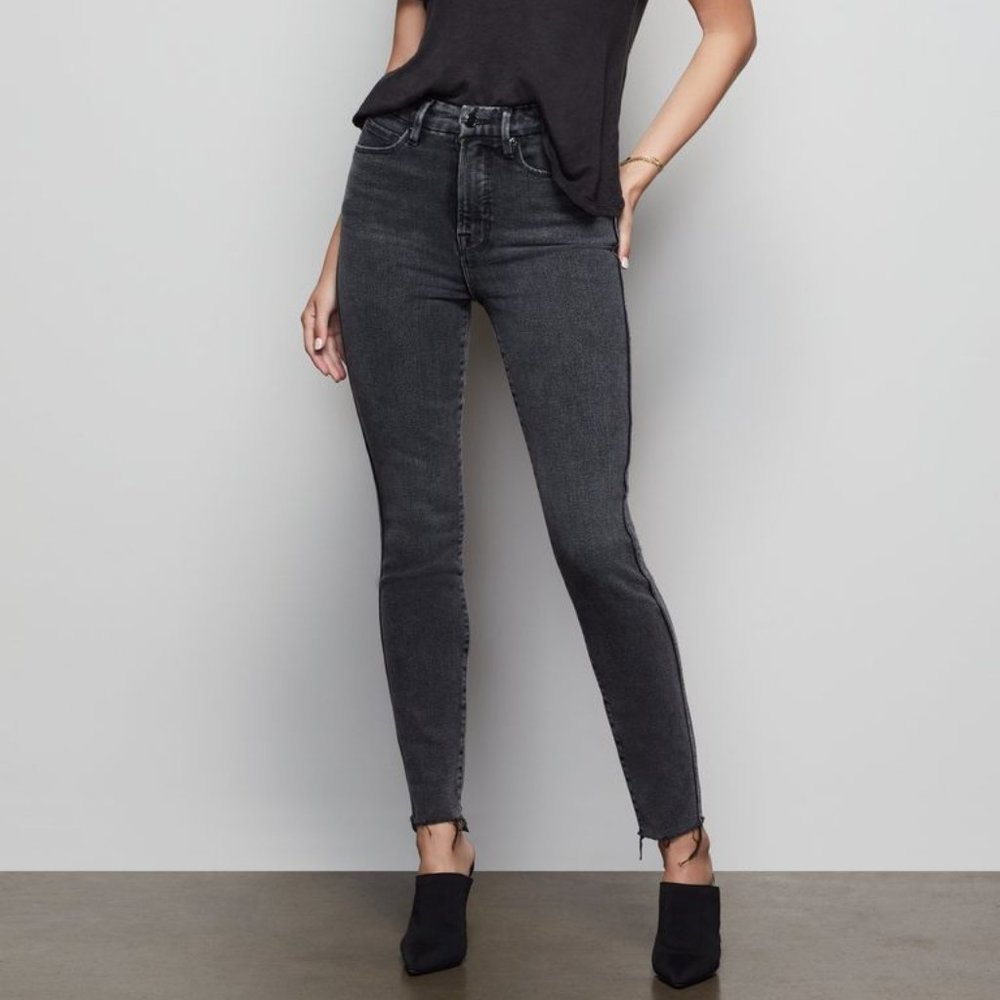 Good American Good Curve Black Distressed Jeans - Picture 7 of 7